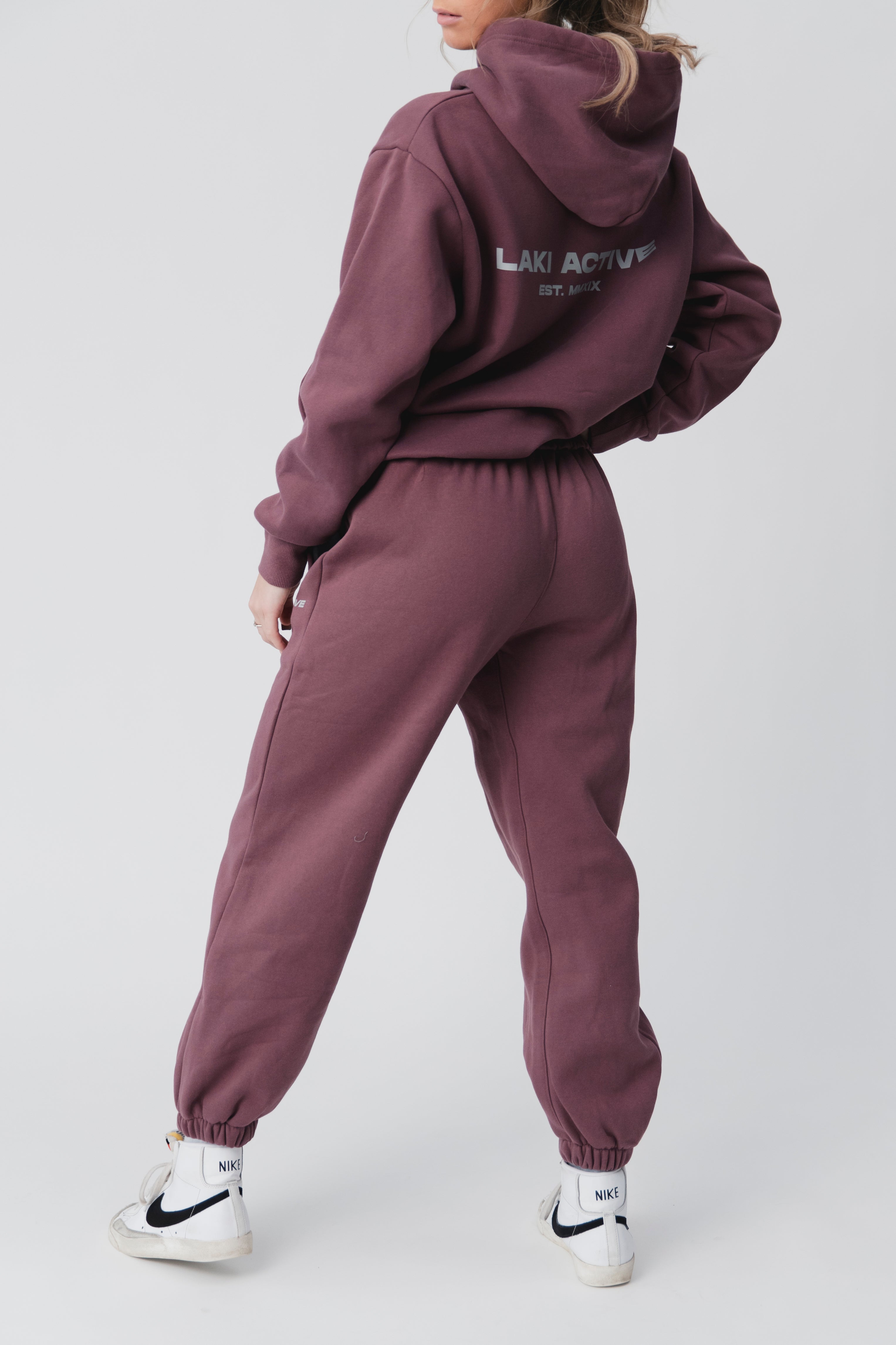 Womens burgundy cheap nike tracksuit