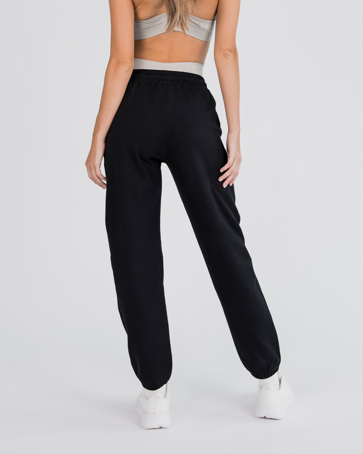 LAKI Women's Joggers - FOUNDATION JOGGERS 2.0 MIDNIGHT BLACK
