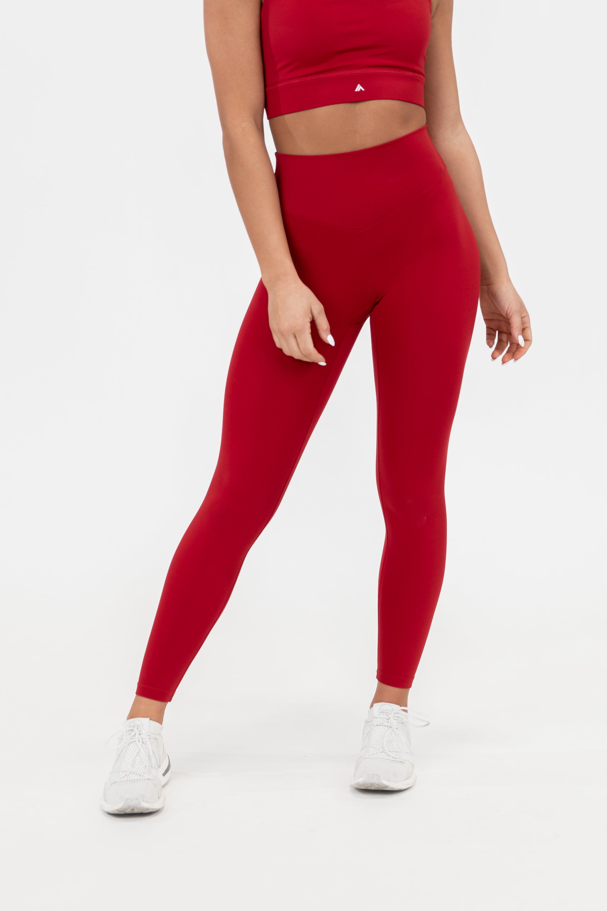 ONLY PLAY Skinny Workout Pants 'LIZ' in Wine Red