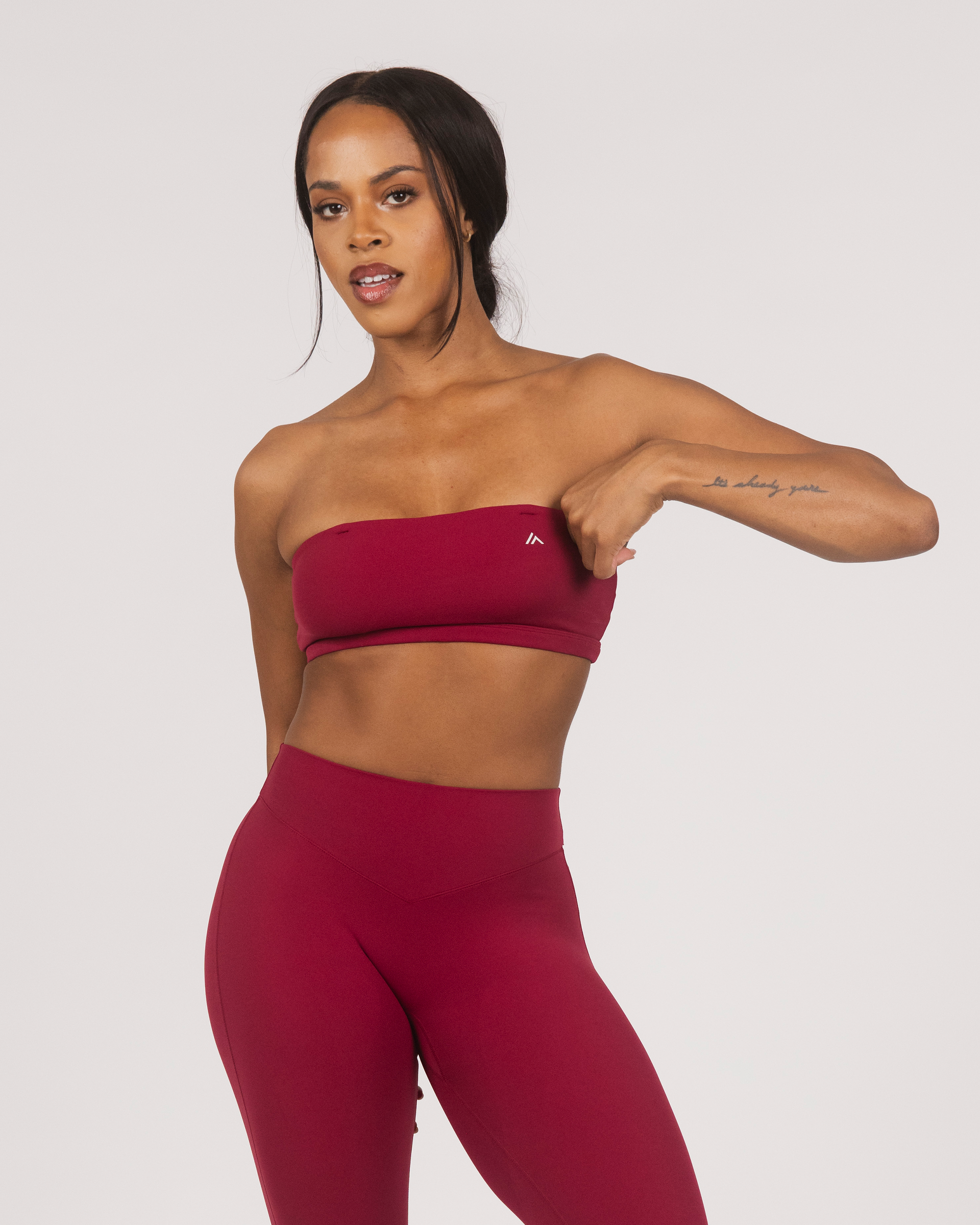 Reclaimed Vintage - Bandeau en satin à volants - Rouge | ASOS
