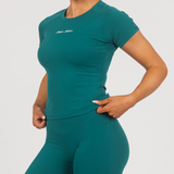 ANTHEM SCULPT TEE - EMERALD