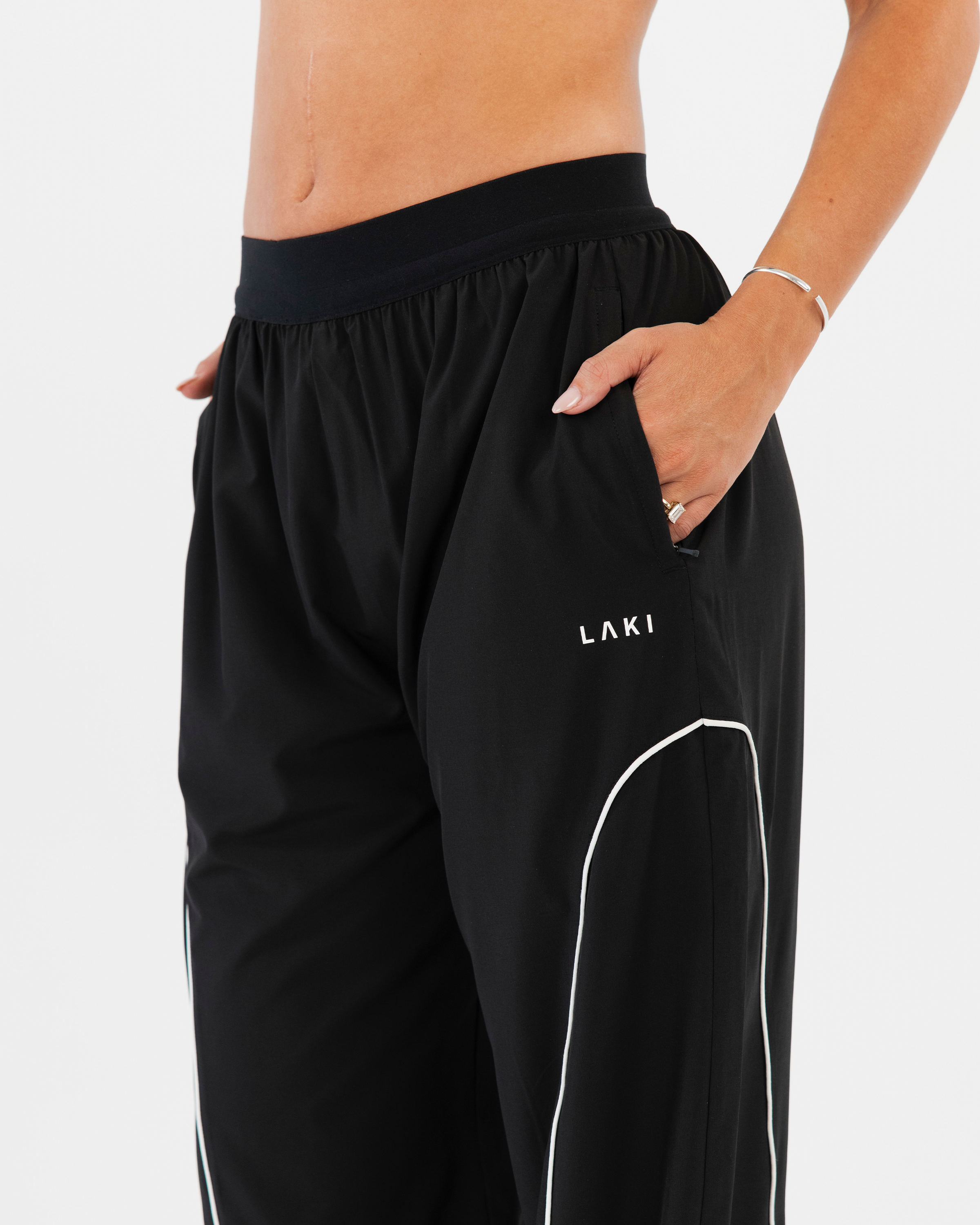 Velocity Track Pant in Onyx Black | LAKI Active – LAKI ACTIVE Velocity Track Pant in Onyx Black | LAKI Active – LAKI ACTIVE