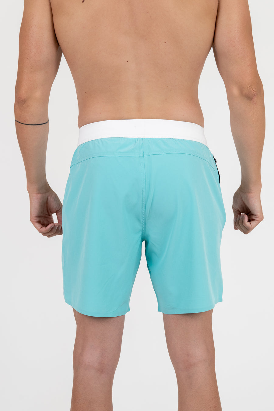 REACT SHORTS 2.0 WITH LINER- ARCTIC